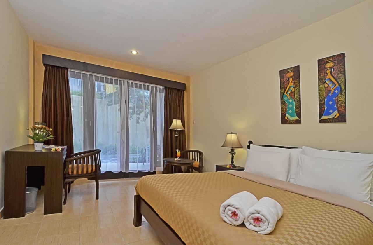 The Inn Sunsethouse Senggigi Extérieur photo